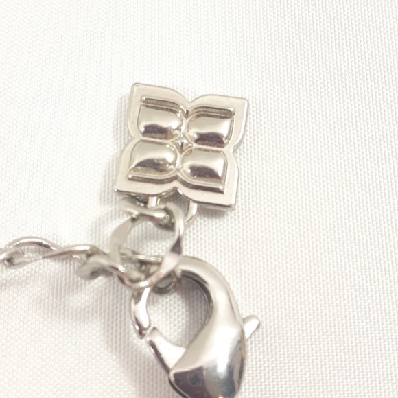 Beautiful Rare HTF Bcbg Max Azria Statement Necklace - Picture 12 of 12